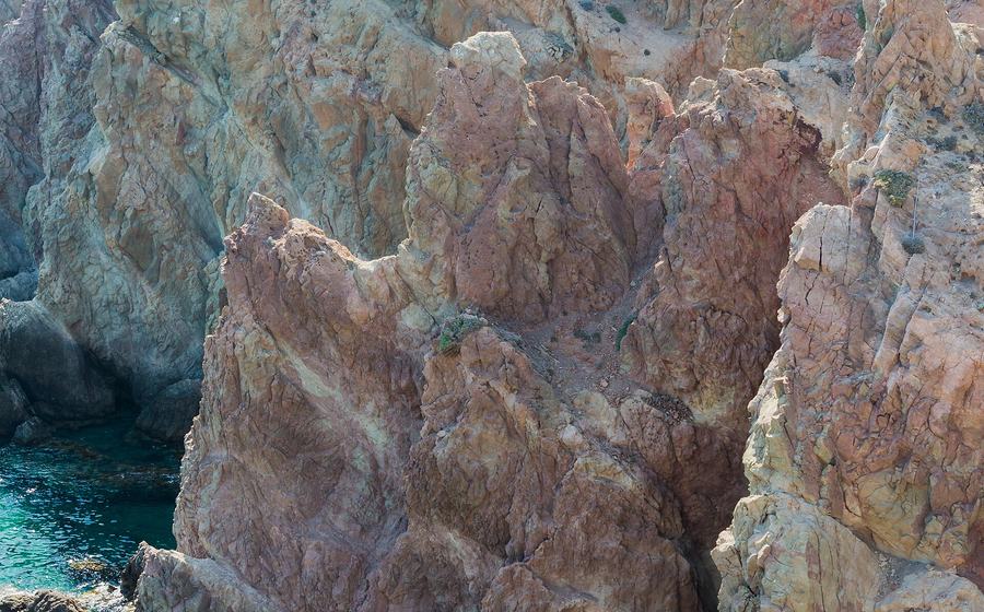 Detalle de rocas del Cabo de Gata, en Almería